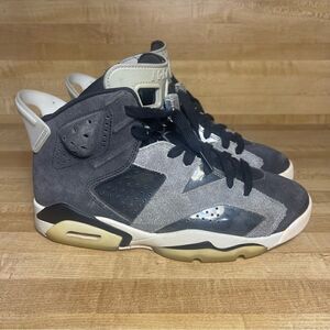 Nike Air Jordan 6 Retro Tech Chrome/Black/Cream Sneaker Womans Shoe Size